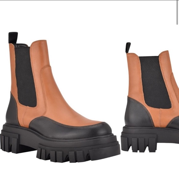 Marc Fisher Morgan Lug Chelsea Boots - Picture 1 of 6